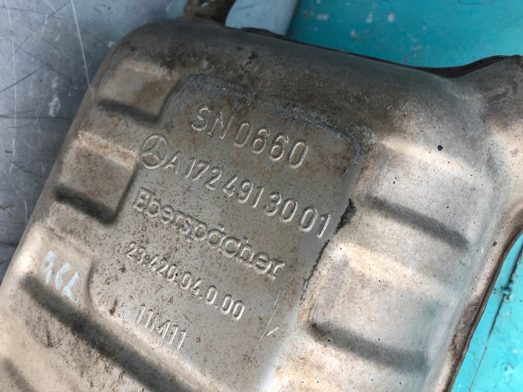 фото №3, Mercedes r172 slk правый гаситель выхлоп a1724913001