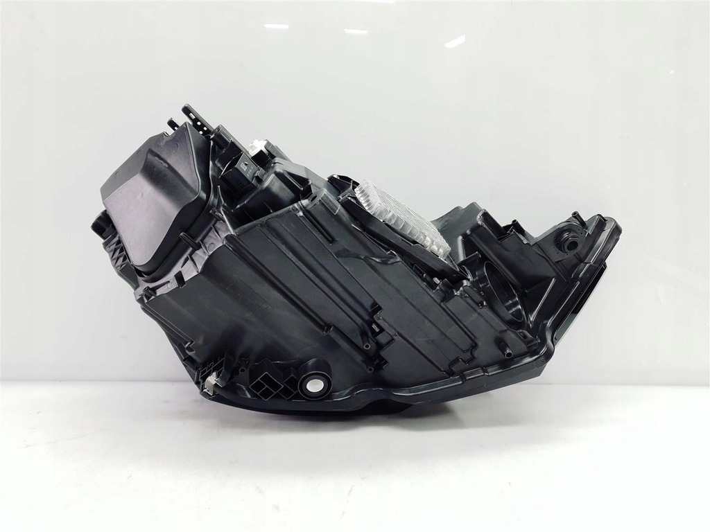 фото №13, Audi a6 c8 4k 18r+ лампа перед full led eu !!!