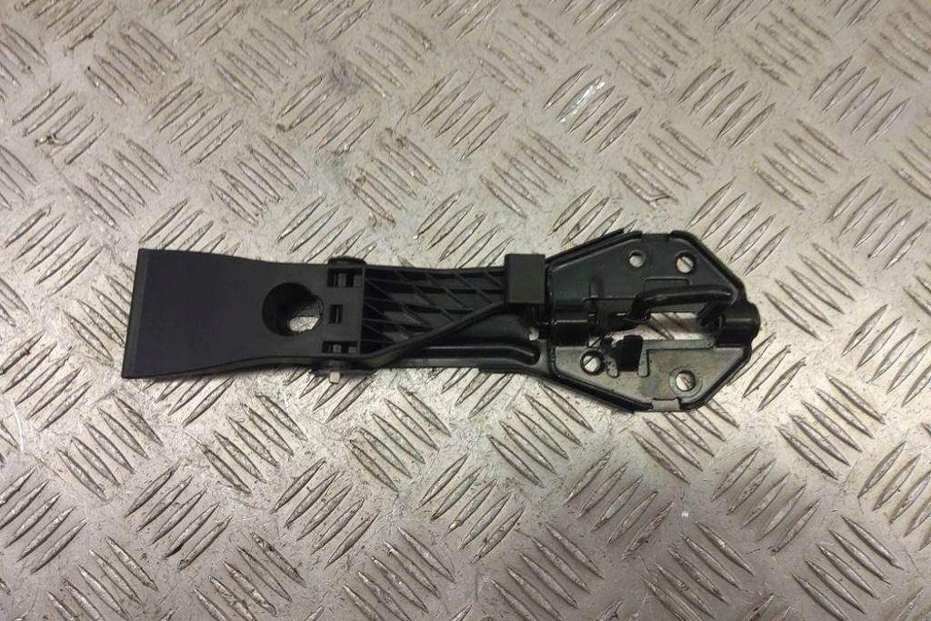 фото №10, Защёлка безопасности капот land rover range rover i 4g0823480a 5.0l