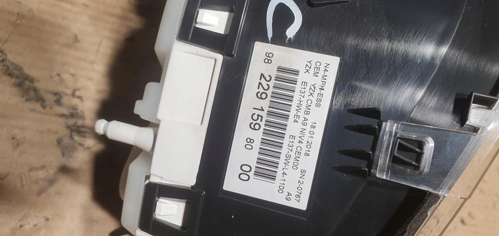 Купить Счетчик приборы спидометр 1.2thp uk ang peugeot 2008 i рестайлинг  9822915980