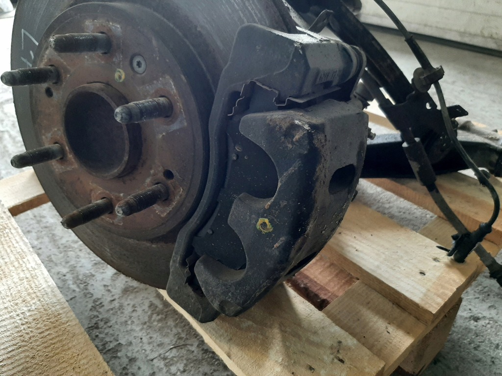 фото №10, Chevrolet silverado 5.3 12r поворотный кулак левый перед