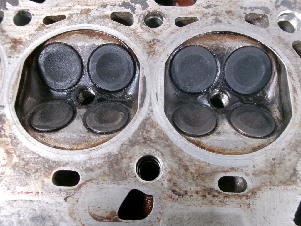 Купить Volvo s60 1 2.4 20v b5244s2 головка двигателя 1001837003