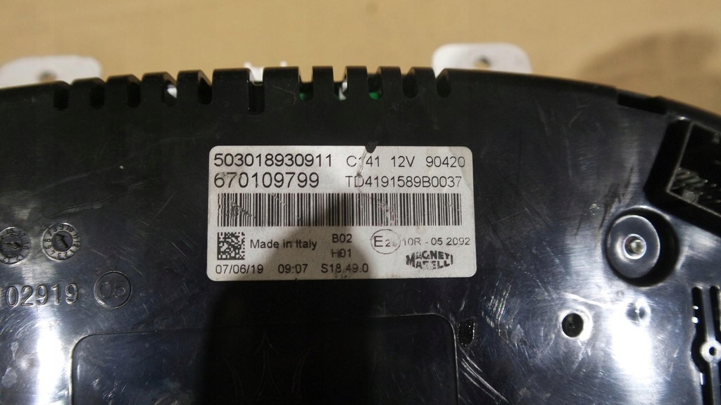 фото №7, Счетчик приборы автомобильные maserati 670109799 503018930911