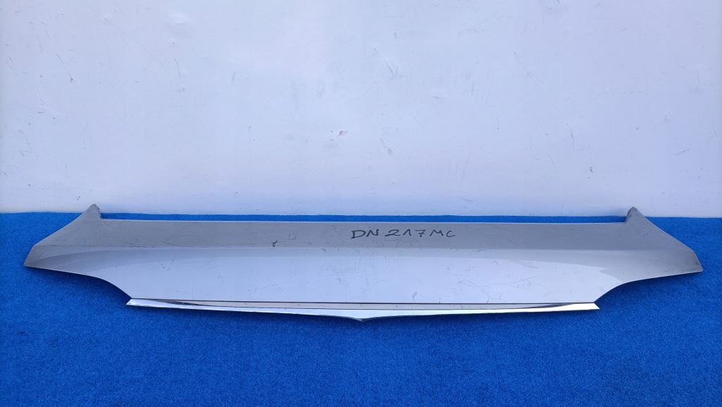 фото №1, Maserati levante накладка na крышка задняя спойлер хром 670042733 dn217mc