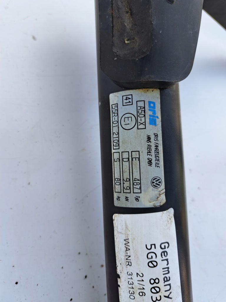 фото №9, Hak буксировочный vw golf vii 7 5g0803880d 12-