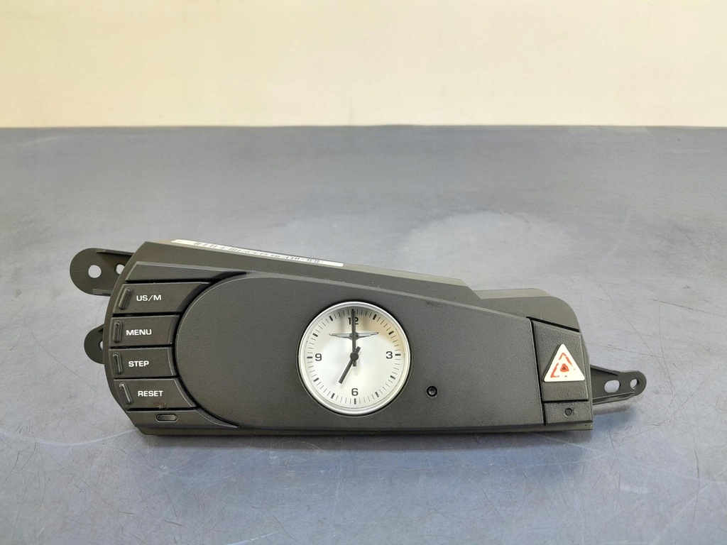 фото №1, Chrysler pacifica i годинник p05082043ab