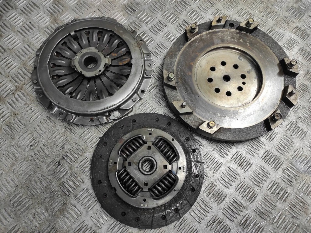 Купить Диск прижим колесо маховик avensis t22 2.0 16v