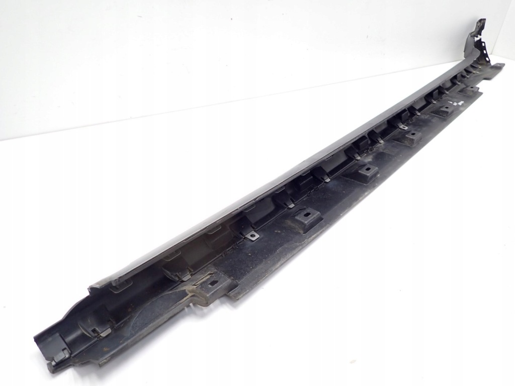 Накладка  защита порога  порог правая vw passat b8 3g9 alltrack 3g9853856 Доставка