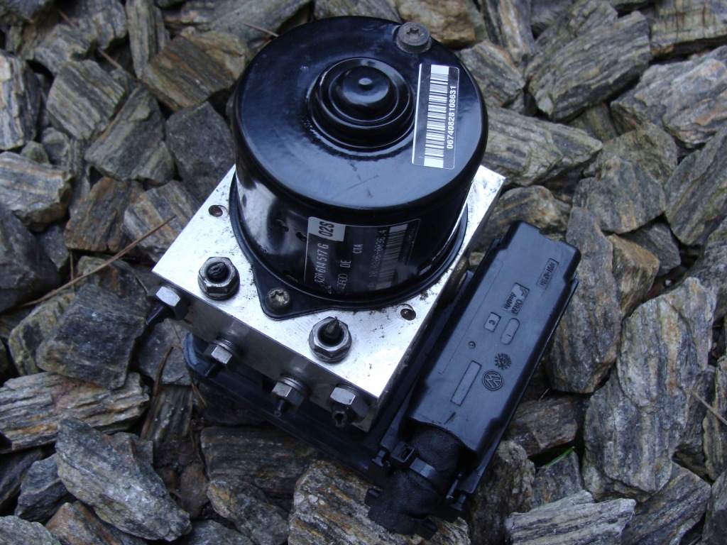 фото №1, Abs esp audi a2 8z0614517g 8z0907379d !!