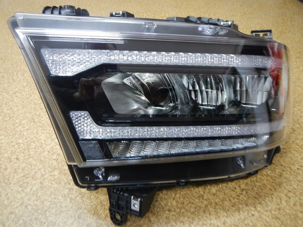 фото №7, Лампа лампы europa full led vland комплект левая + правая dodge ram 1500 2019-