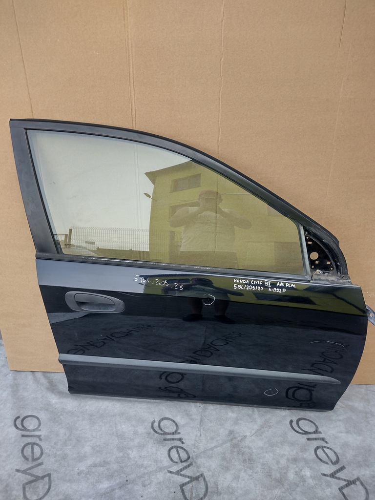 фото №1, Дверь правое перед honda civic vii 5d hb b92p