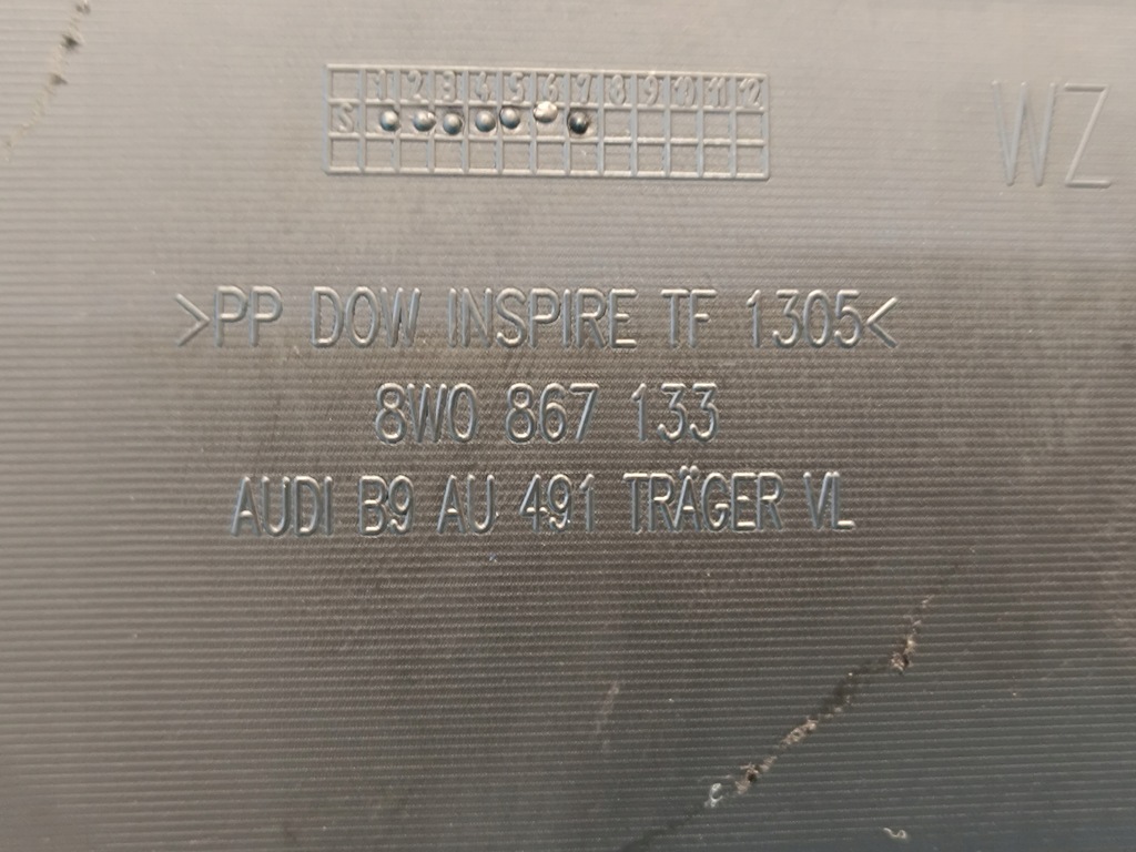 фото №10, Audi a4 b9 avant 2.0 tfsi 150kw 4x4 2023r обшивка двері лівий перед 8w0867133