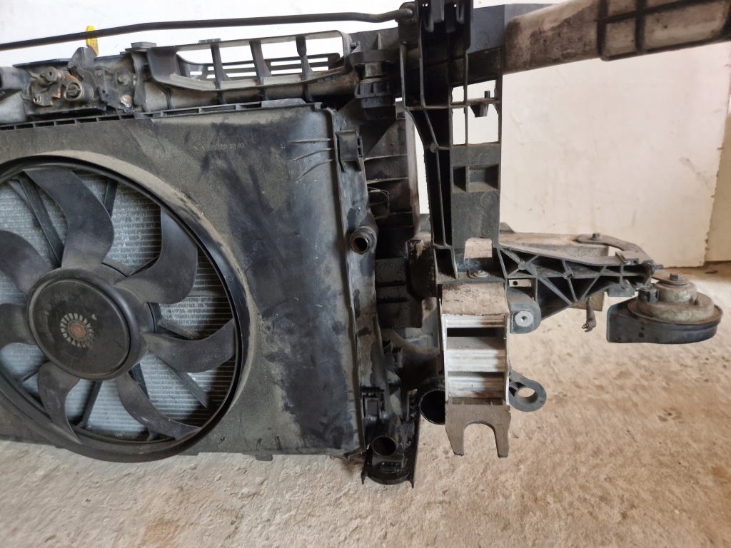 Ремінь передній радіатор автоматична коробка передач mercedes b-klasa w246 2013r 1.8 cdi Недорого