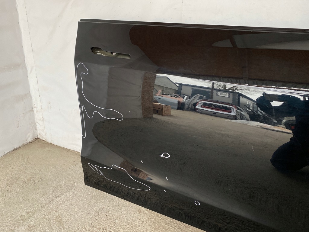 фото №9, Tesla y двері праве передні