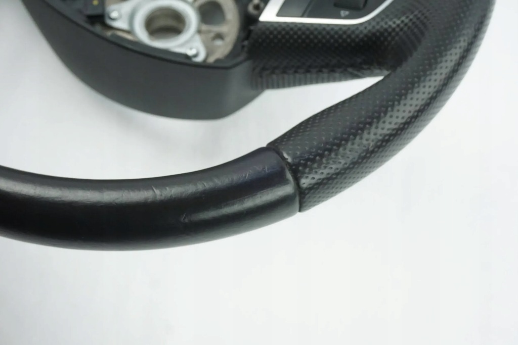 фото №7, Воздуховод кожаный многофункциональный audi q5 8r0419091f