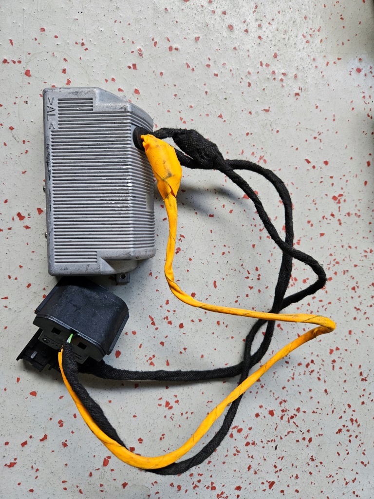 фото №1, Перетворювач струму vw t5 t6 multivan 7e0907155