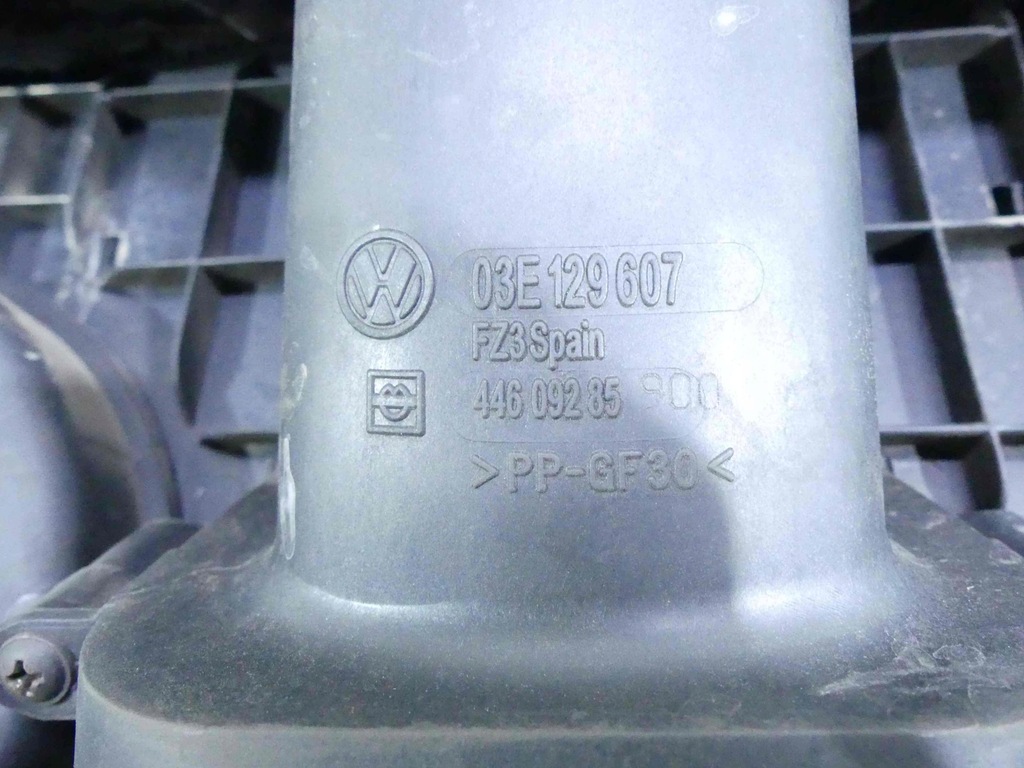 фото №9, Корпус фильтра воздуха vw polo iv 9n 03e129607
