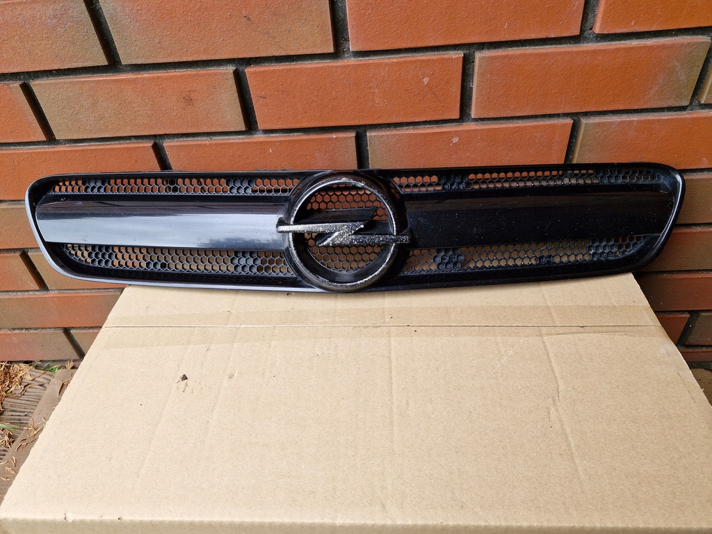 фото №1, Решётка радиатора решётка радиатора передний opel signum 03-05 13123491