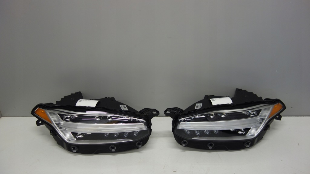 фото №1, Volvo xc90 ii лампи передні комплект usa