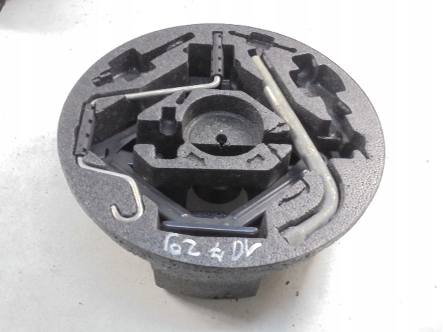 Купить Alfa romeo 147 домкрат подъемник 467746180