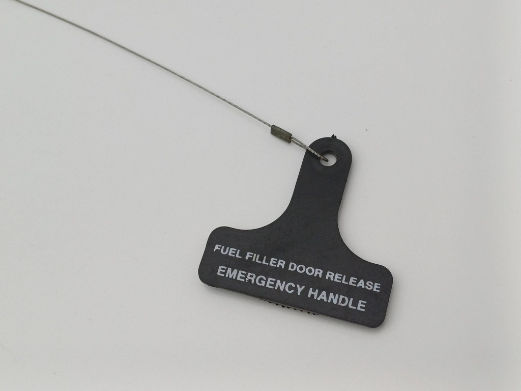 фото №8, Привод крышка заливной топлива hyundai trajet 2.0 957803a000 nr215