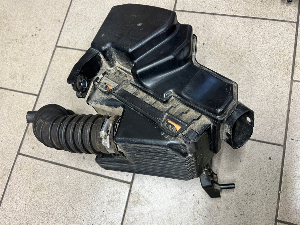 фото №1, Корпус фільтра повітря twingo iii