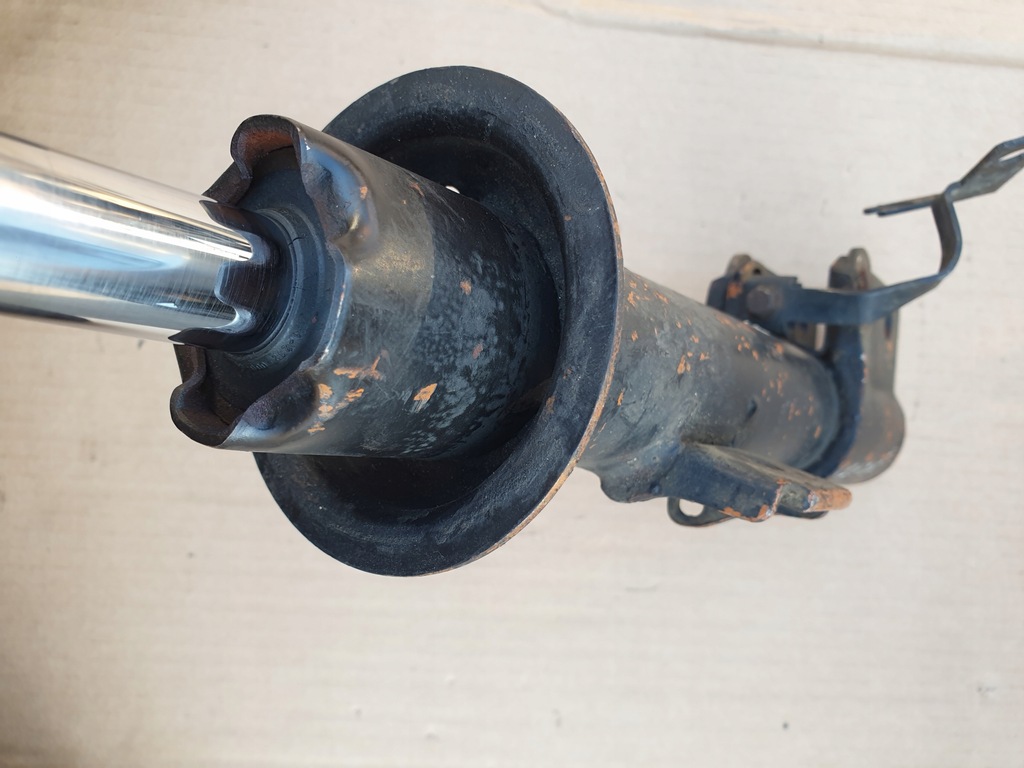 фото №4, Амортизатор перед renault safrane оригинальный номер