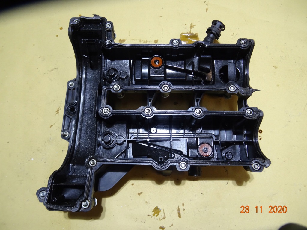 Крышка клапанов ford focus mk3 1.0 ecoboost Недорого