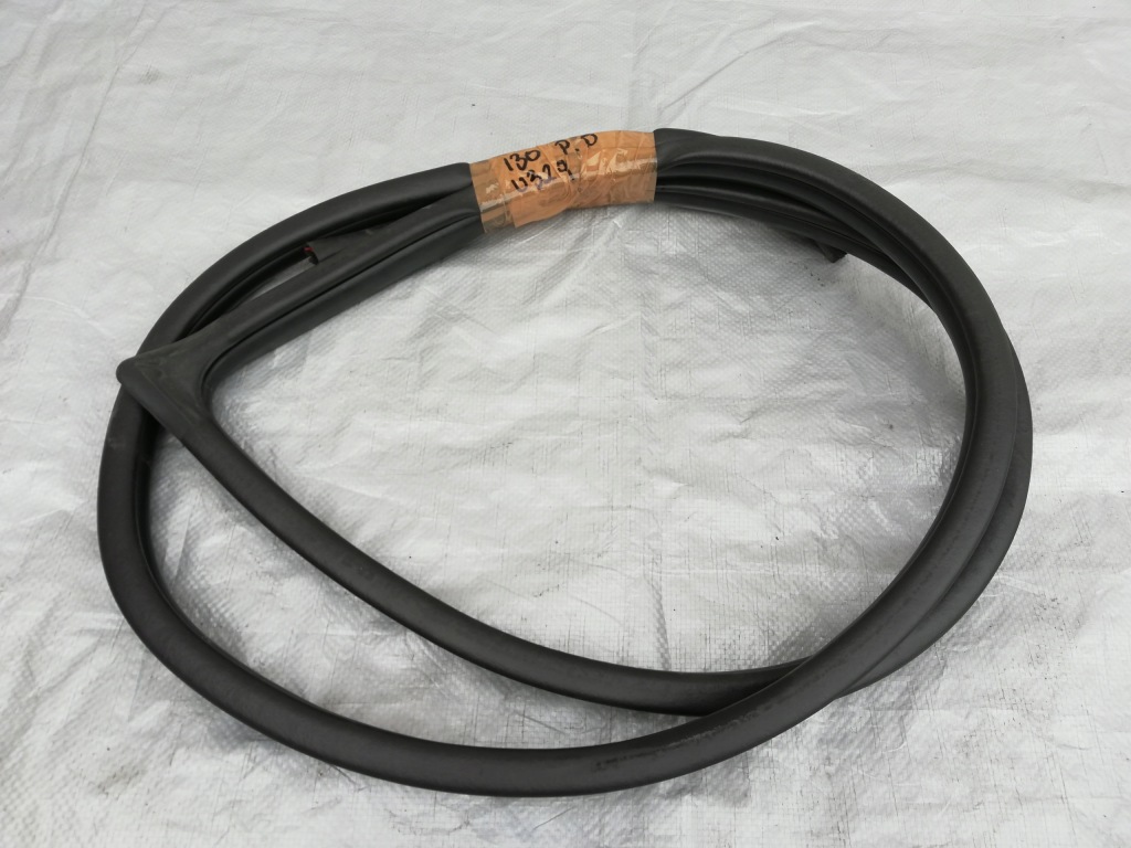 фото №1, Прокладка двері права перед hyundai i30 i 07-12