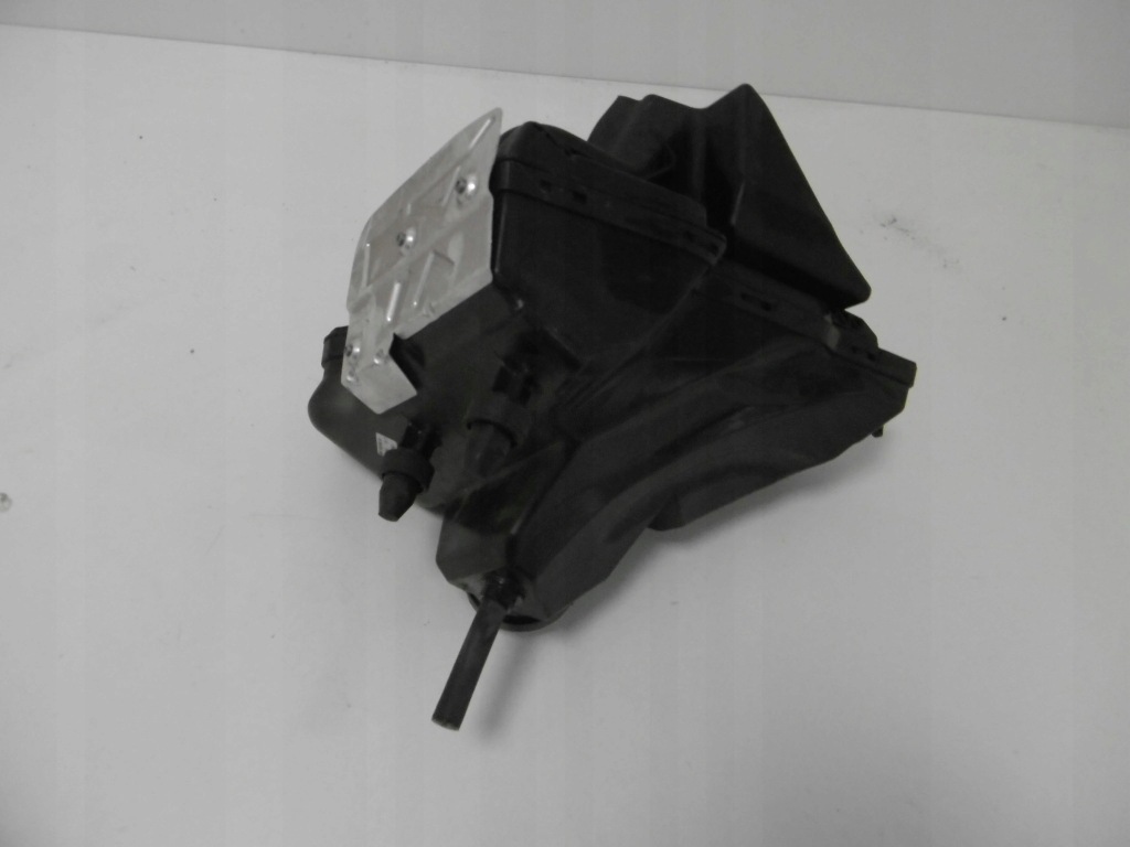 фото №1, Audi a4 a5 q5 корпус фільтра повітря 8r0133835ah