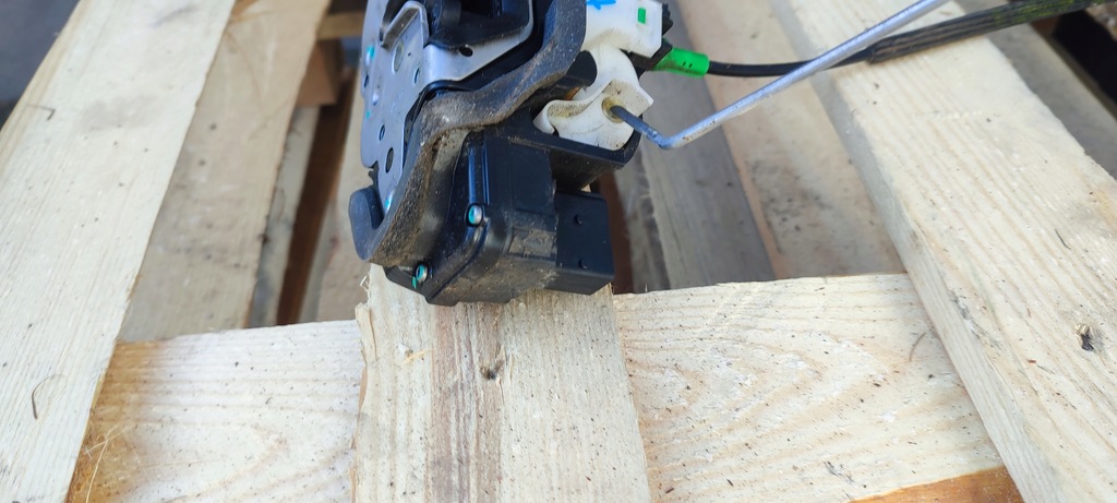 фото №6, Замок дверь задняя правый opel insignia a 6 pin 13503808