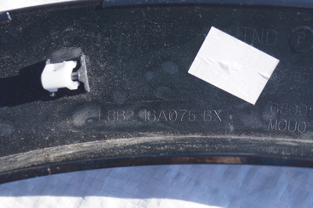 фото №10, Молдинг na крыло перед левая land rover defender 2