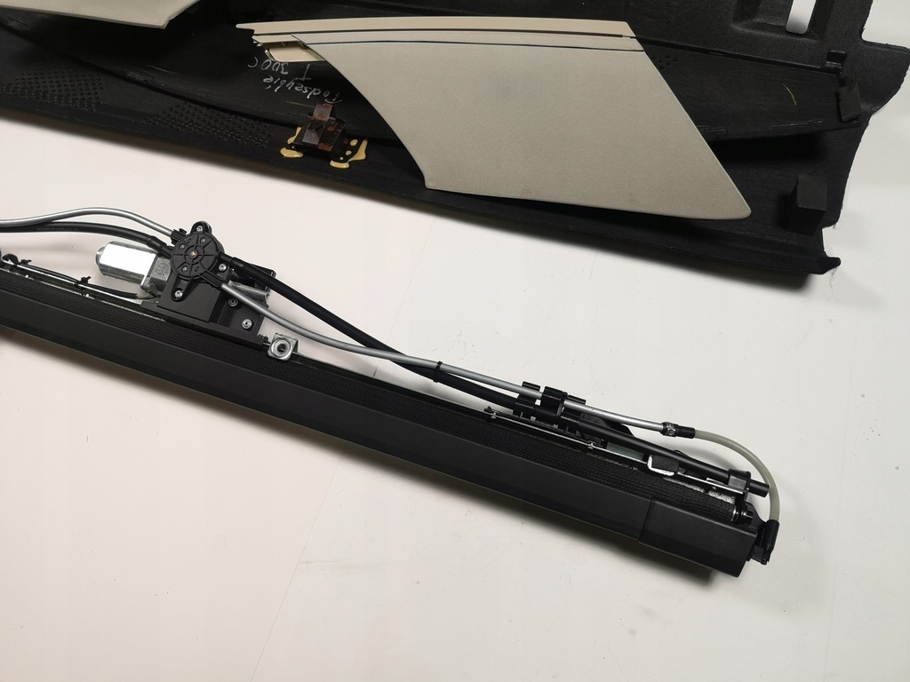 фото №7, Шторка скло задня полиця комплект chrysler 300 2015-