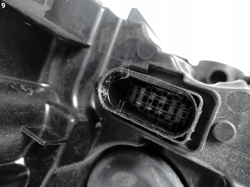 фото №10, Skoda scala 657 19- лампа обычная h7 + led правая eu