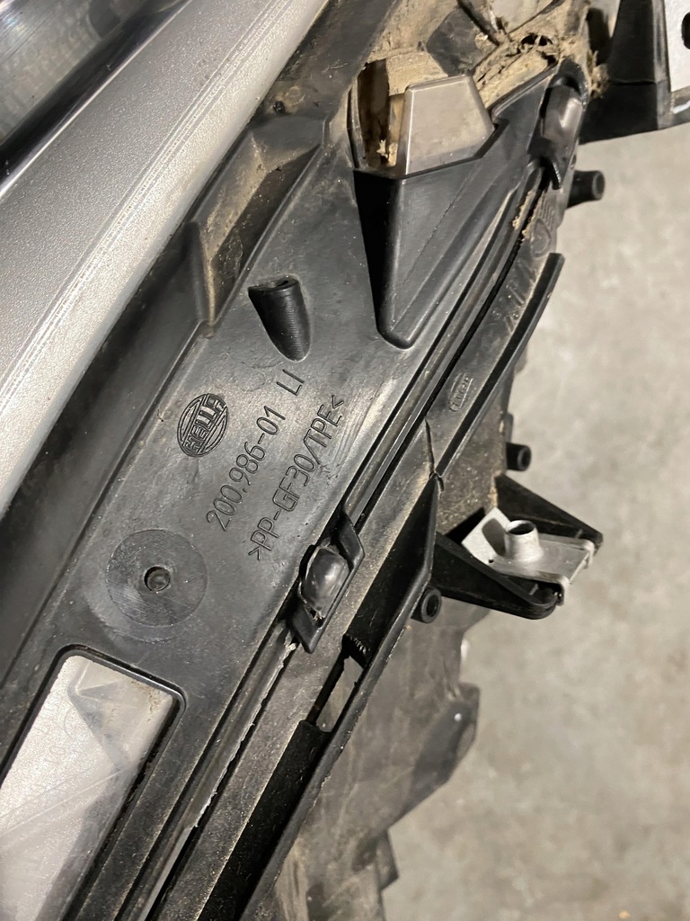 фото №8, Bmw 1 f20 f21 lift лампа ліва перед комплектна 8739571-01