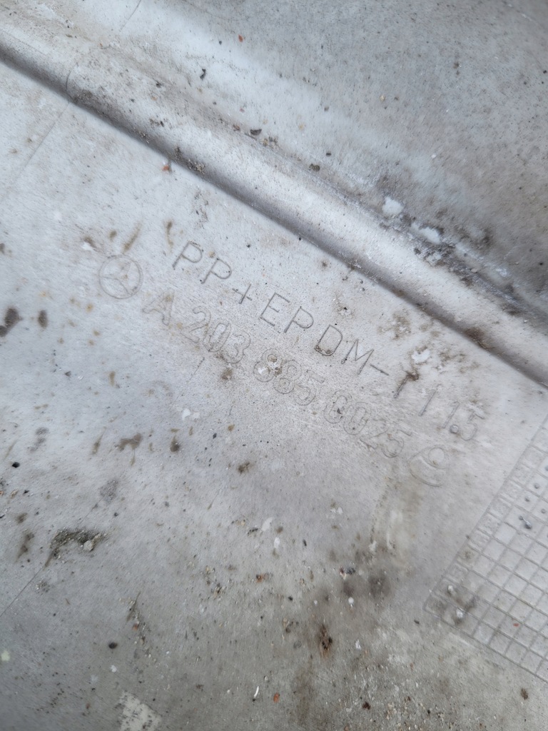 фото №7, Mercedes w203 a203 c klasa бампер перед передний