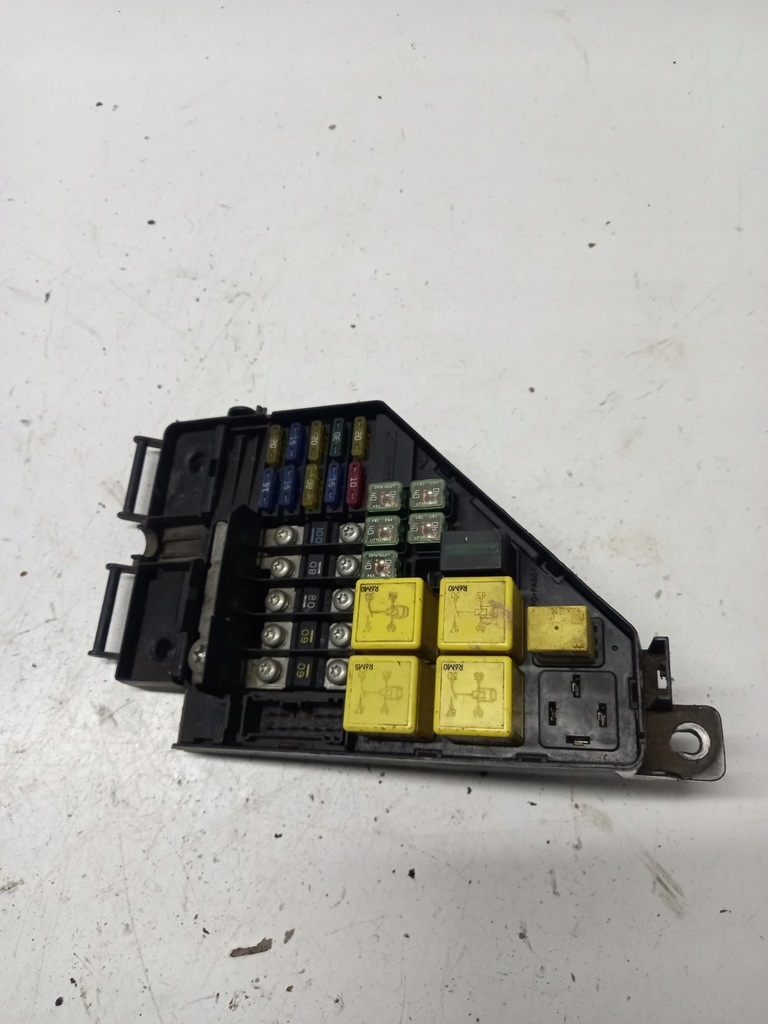 фото №1, Коробка предохранителей bsi freelander yqe103530