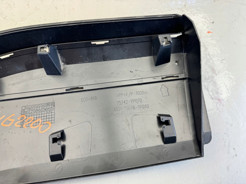 фото №10, Toyota c-hr chr молдинг дверь левый задняя левая задняя 75078-yp010