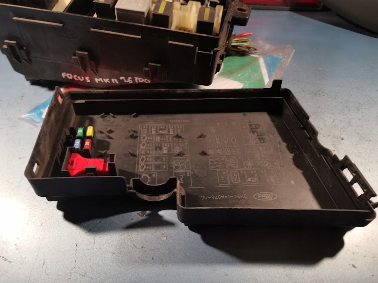 фото №7, Коробка запобіжник реле focus 2 3m5t14k733