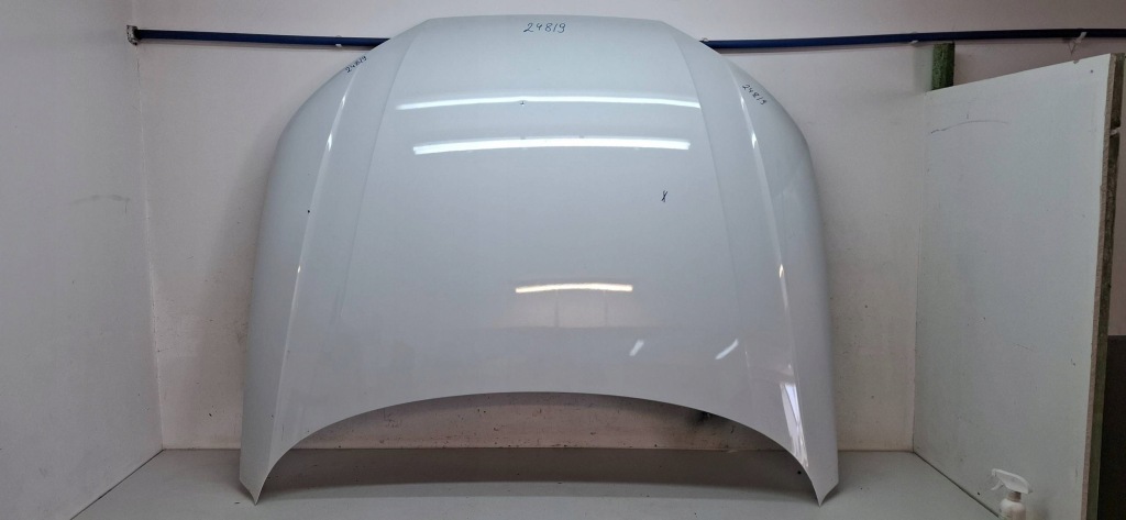 фото №1, Audi a4 b9 капот крышка двигателя ładna