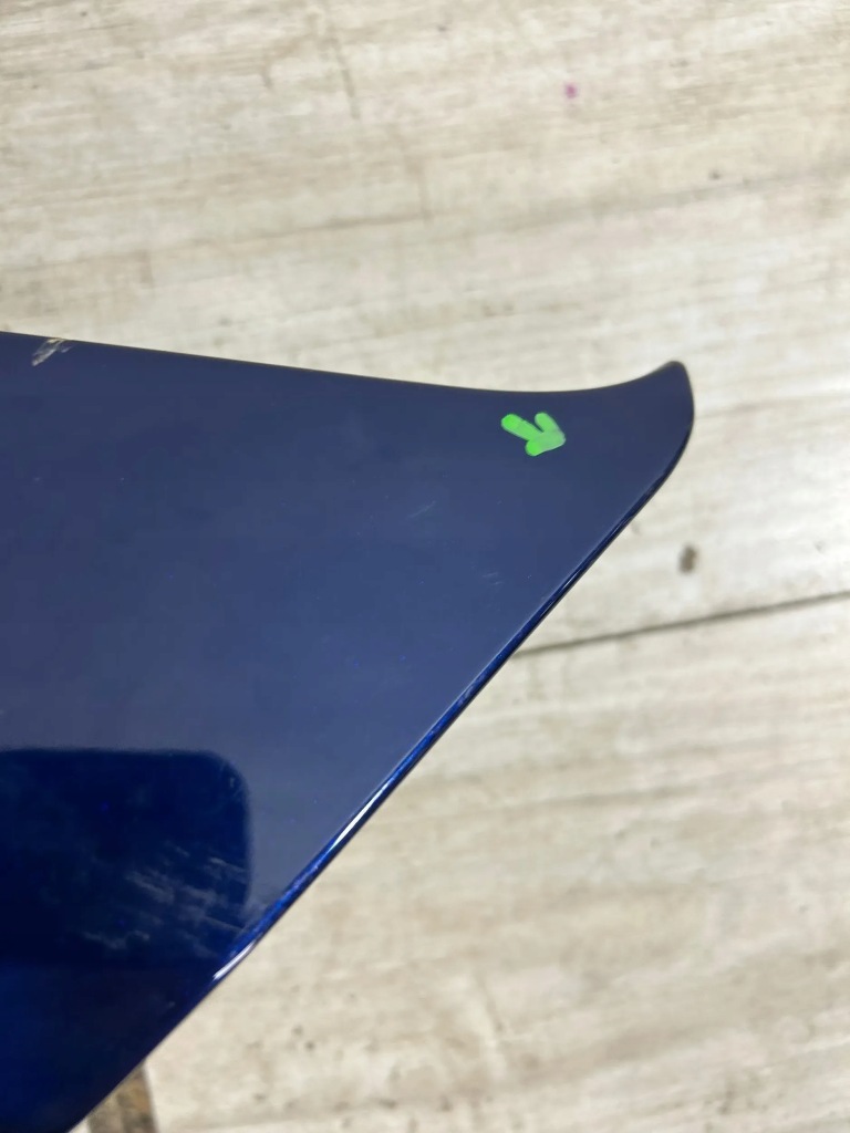 Audi e-tron 4ke крыло правый Недорого