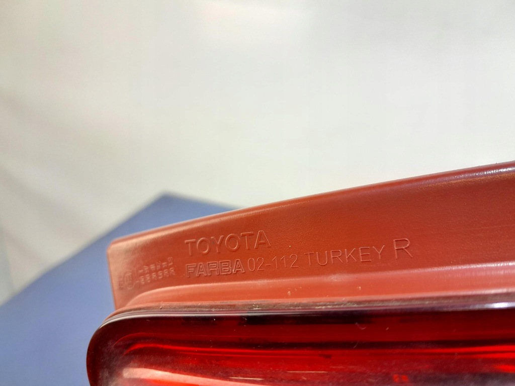 фото №7, Toyota auris i 3d лампа задня права