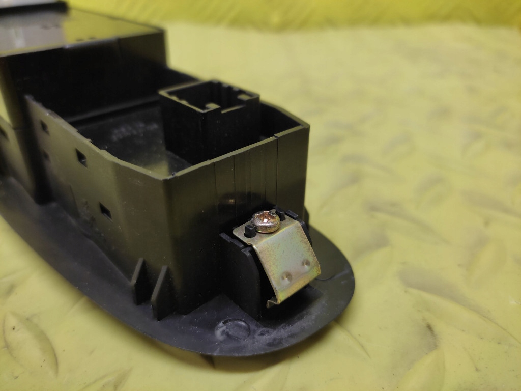 фото №6, Hyundai elantra перемикач вікон 935702d000