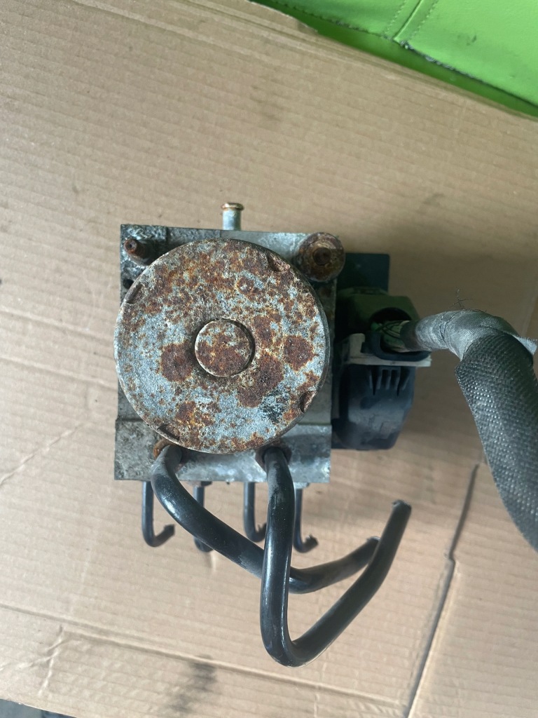 фото №1, Citroen c5 iii x7 насос abs 9666092580