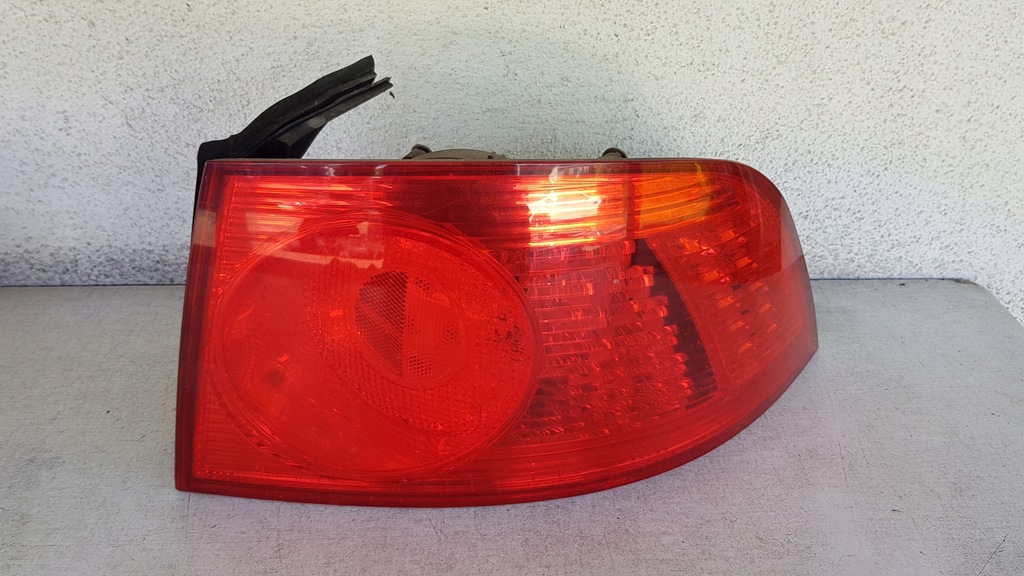 фото №1, Лампа задня задня права vw phaeton i