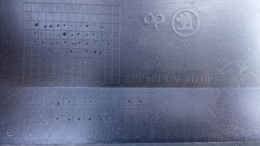 фото №15, Skoda karoq 17- бампер задняя задний накладка спойлер 6xpdc 57a807521