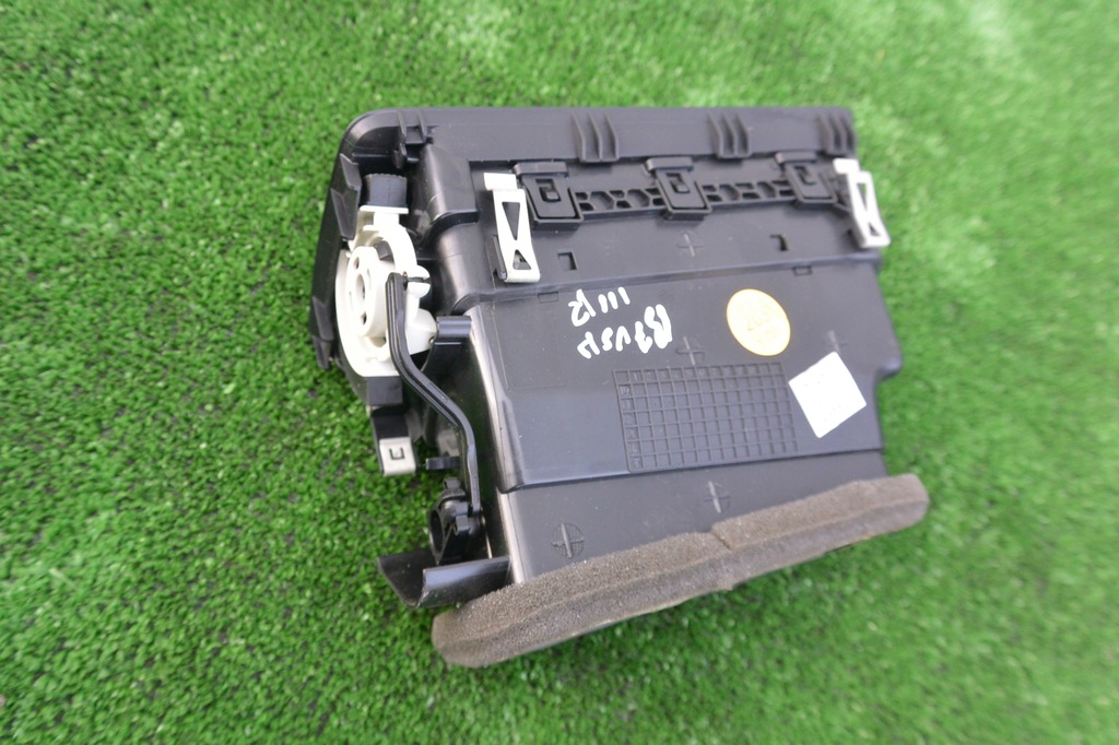 фото №6, Решётка обдув часы kpl vw passat b7 usa