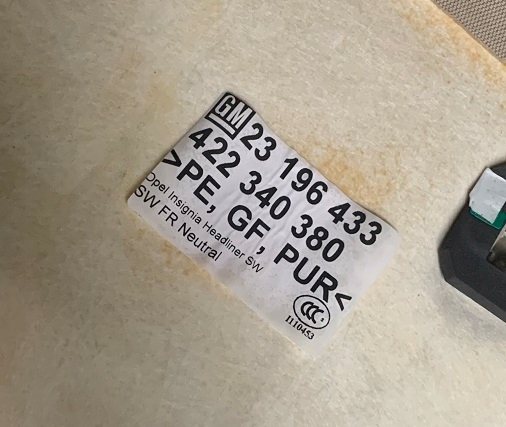 фото №2, Opel insignia a kombi lift 2017 потолок