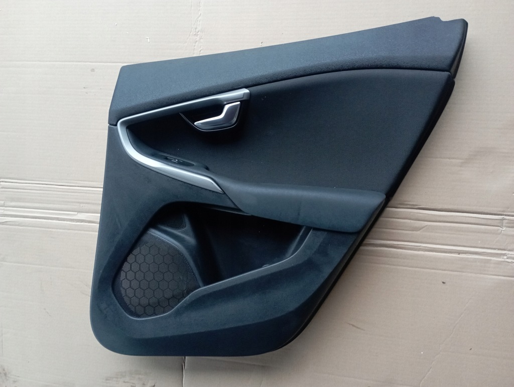 фото №1, Volvo v40 ii обивка дверь задняя правая