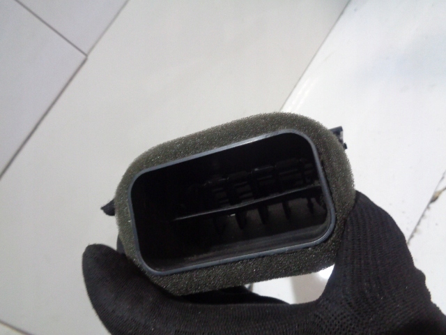 фото №9, Решітка обдув ліва audi a8 d3 4e0820901